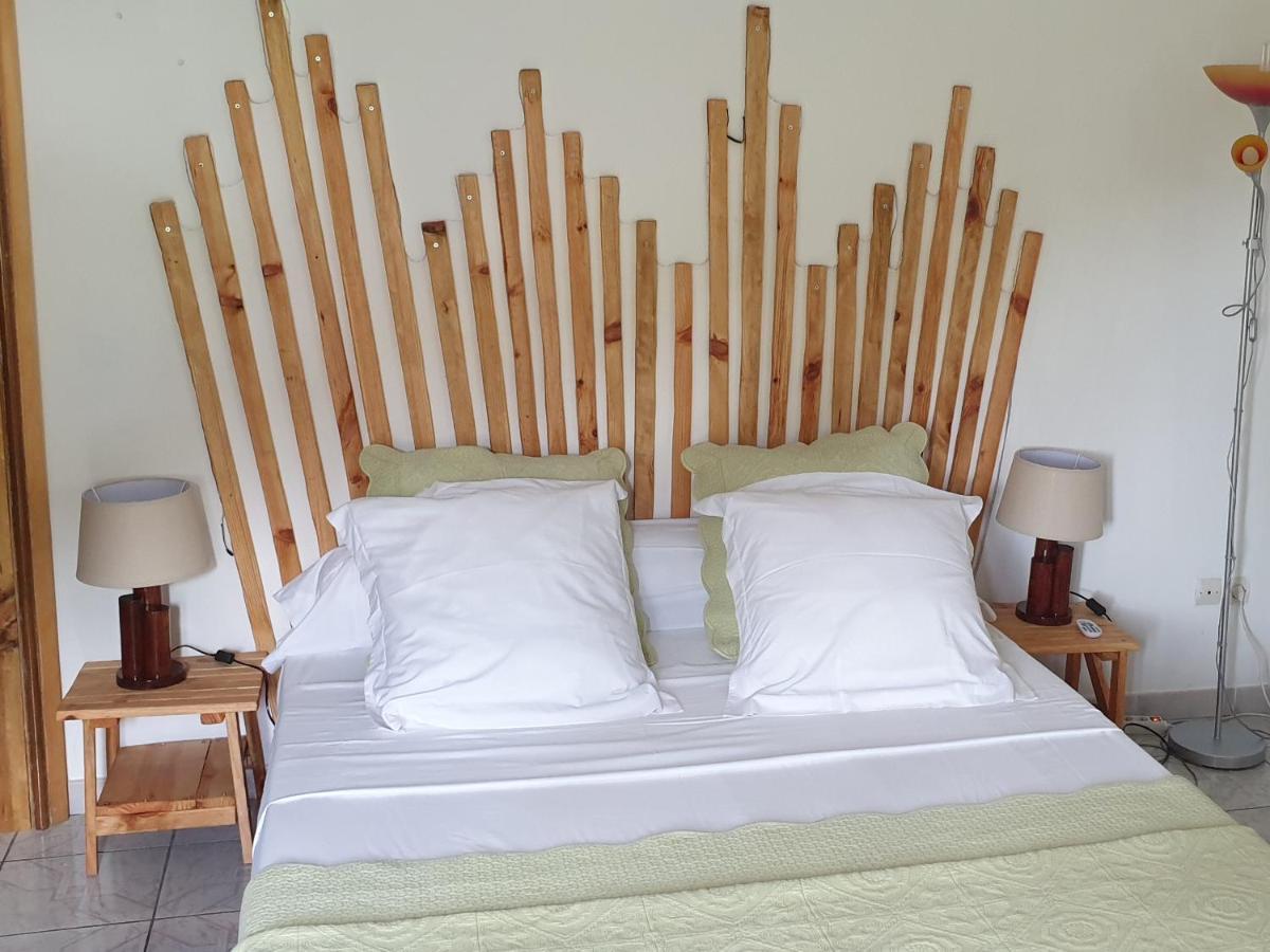 VI Get' S Bed & Breakfast Fort-de-France Dış mekan fotoğraf