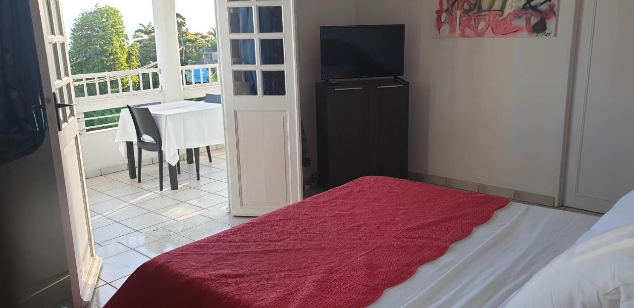 VI Get' S Bed & Breakfast Fort-de-France Dış mekan fotoğraf